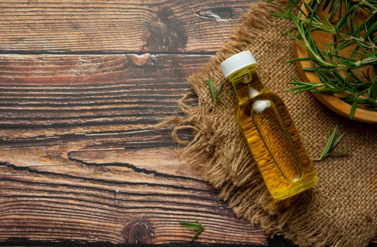 Rosemary Oil Revival: The Hair Oil Trend Taking Over TikTok in 2024