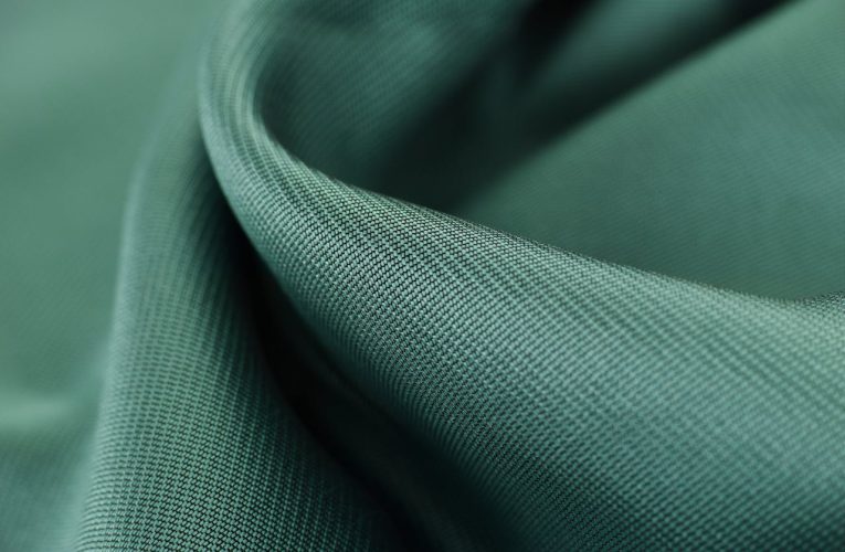 Smart Textiles: How Wearable Tech is Redefining Everyday Fashion