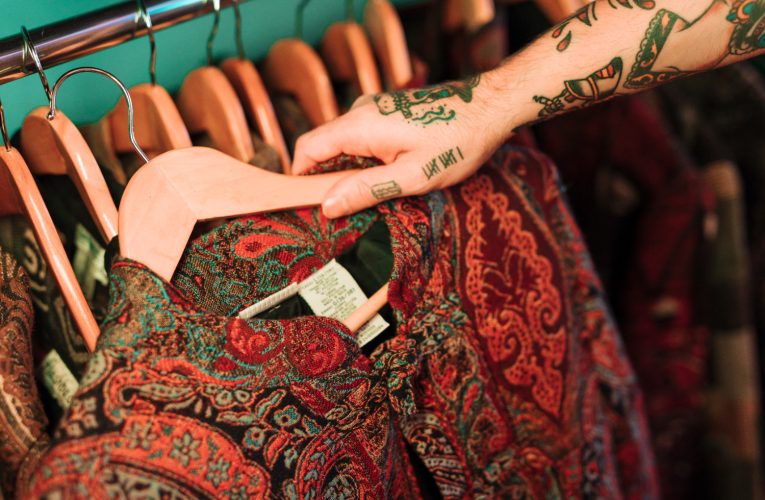 Reviving the Past: The Resurgence of Traditional Crafts in Modern Fashion