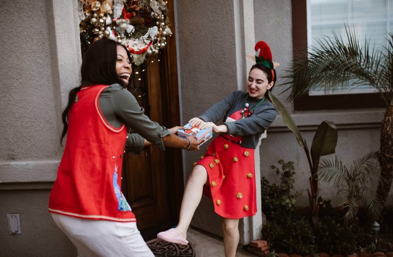Festivals and Fashion: How Celebrations Influence Wardrobe Choices Globally