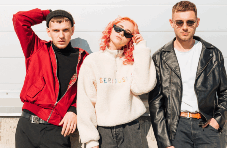 The Psychology of Fashion Influence: Why We Copy What We See Online